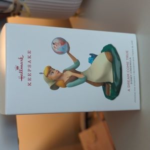 Hallmark Keepsake 2018 Cinderella "A dream come true"